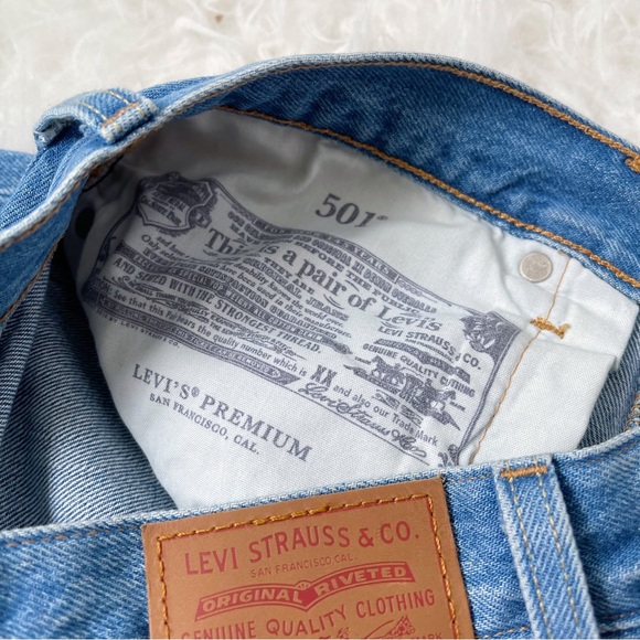 Levi’s Big E Premium High Waisted Distressed Jeans Size 27 - Picture 4 of 15